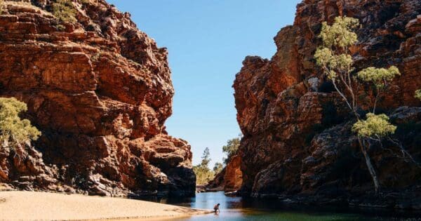 Hikes Simpsons gap to ellery creek 600x315