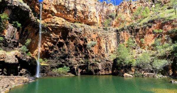 Day Hikes Australia Lily ponds 600x315