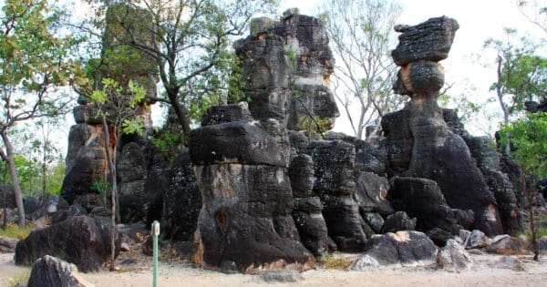 Tolmer Falls to the Lost City Tolmer falls to the lost city