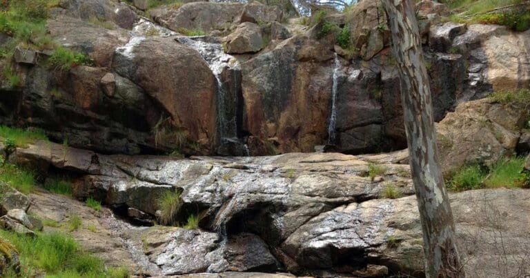 Warby falls heritage trail loop