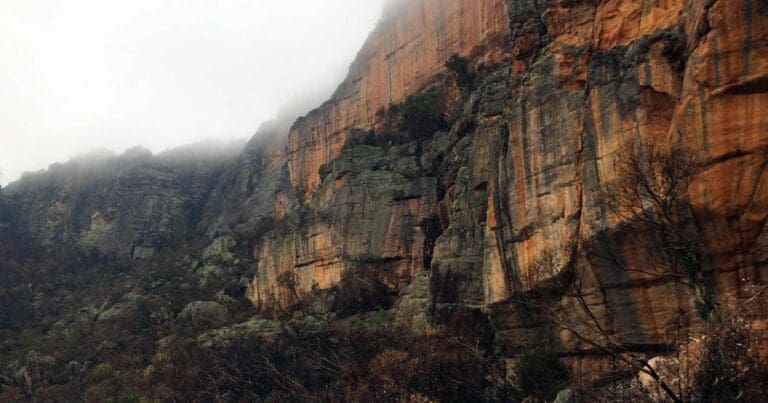 Mount stapylton (gunigalg) loop walk
