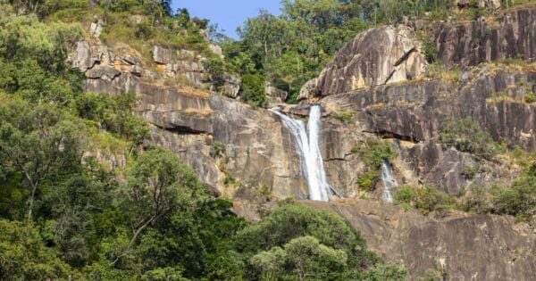 Jourama falls lookout walk